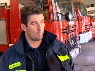 TRABAJADOR BOMBERO 01